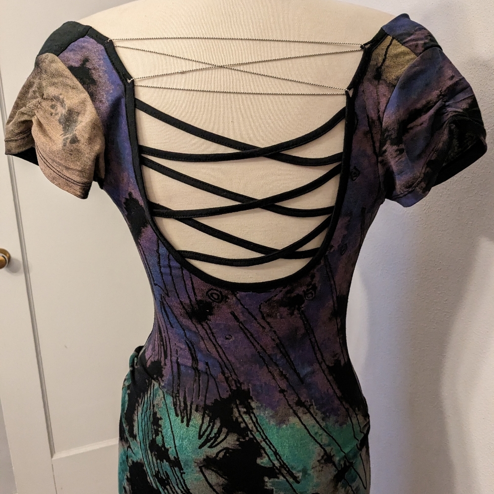 Dress - Picture 2 of 4